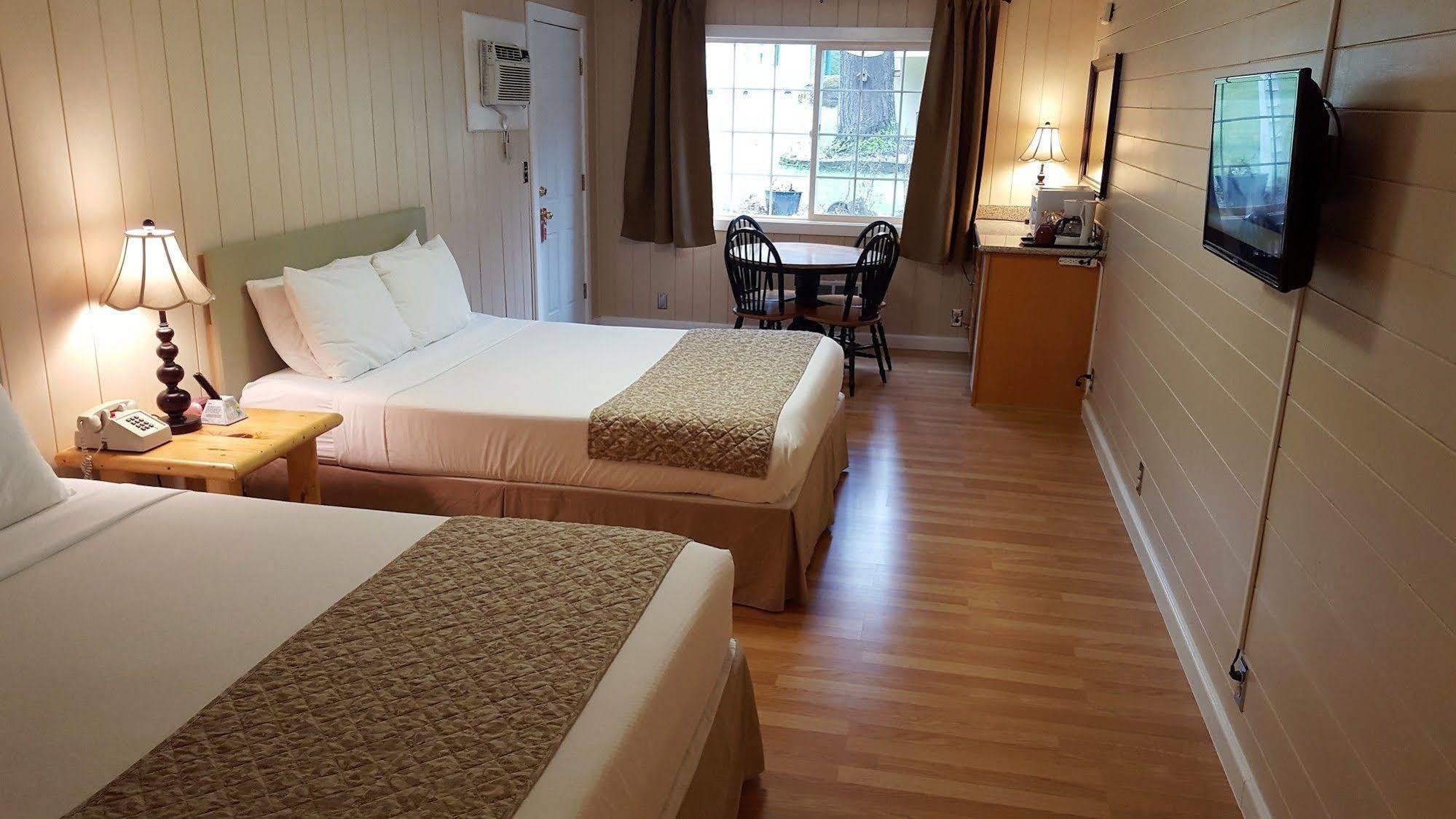 Mountain View Lodge - No Pets Allowed แพ็ควูด ภายนอก รูปภาพ